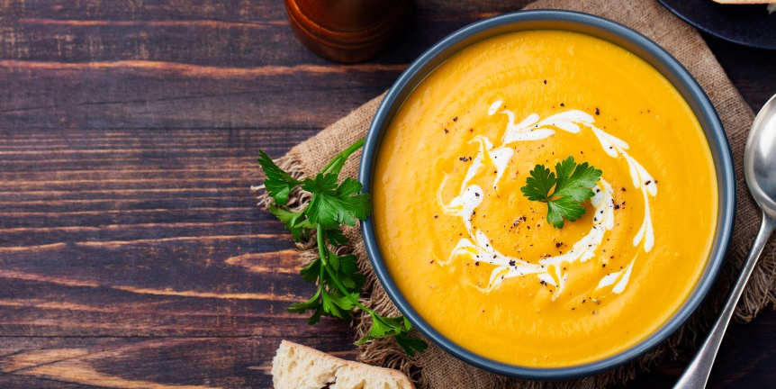 Kürbissuppe auf Hokkaido oder Butternut