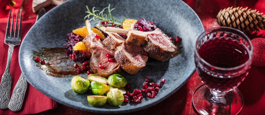 Wein zu Lammkarree - Der perfekte Wein fürs Weihnachtsessen