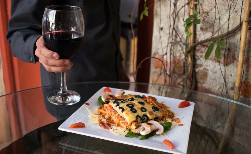 Rotwein zur Lasagne